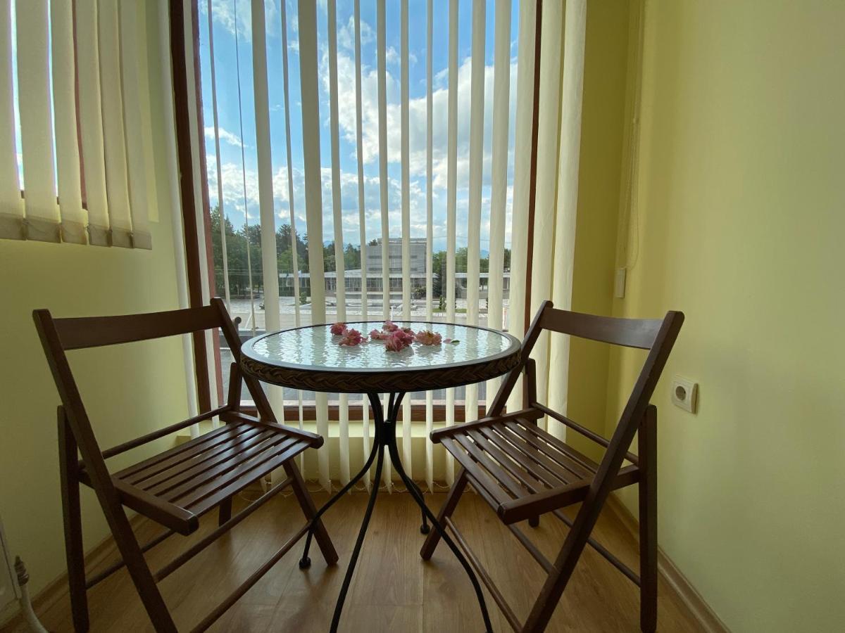 Family Hotel Kavrakovi Pavel Banja Exteriér fotografie